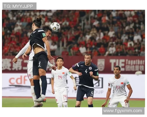 中国足球队在友谊赛中以19比0大胜关岛队创造历史新纪录