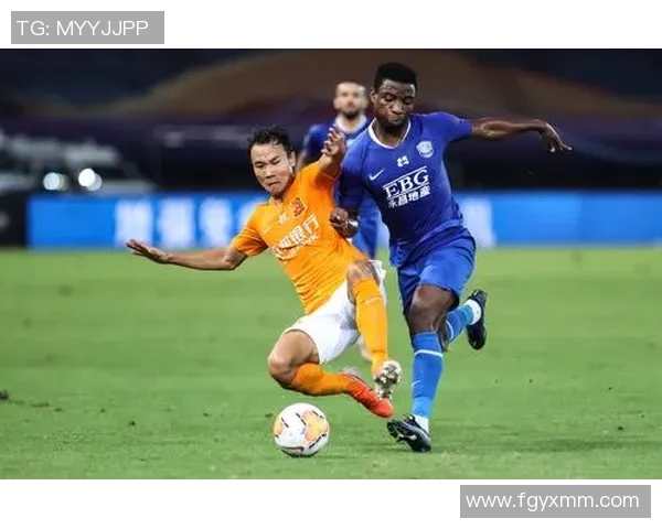 武汉卓尔迎战中优期待精彩对决两队争夺胜利展现足球魅力